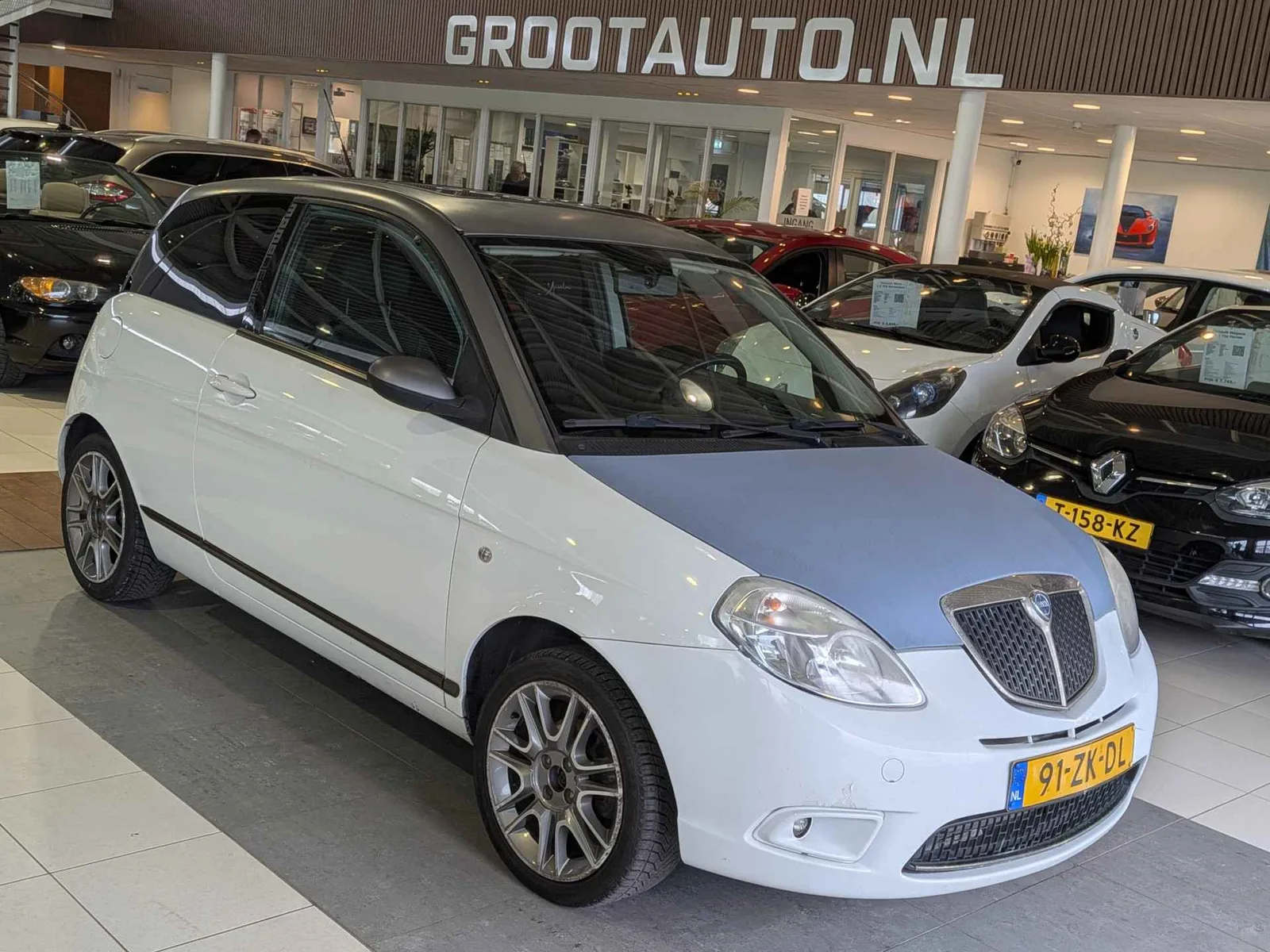 Lancia Ypsilon (2008) — foto 1