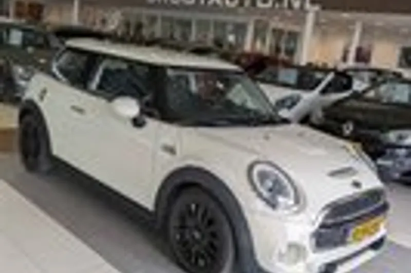 MINI Mini (2015)