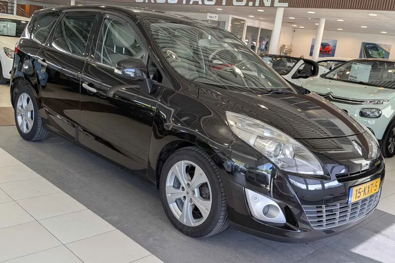Renault Grand Scénic (2010)