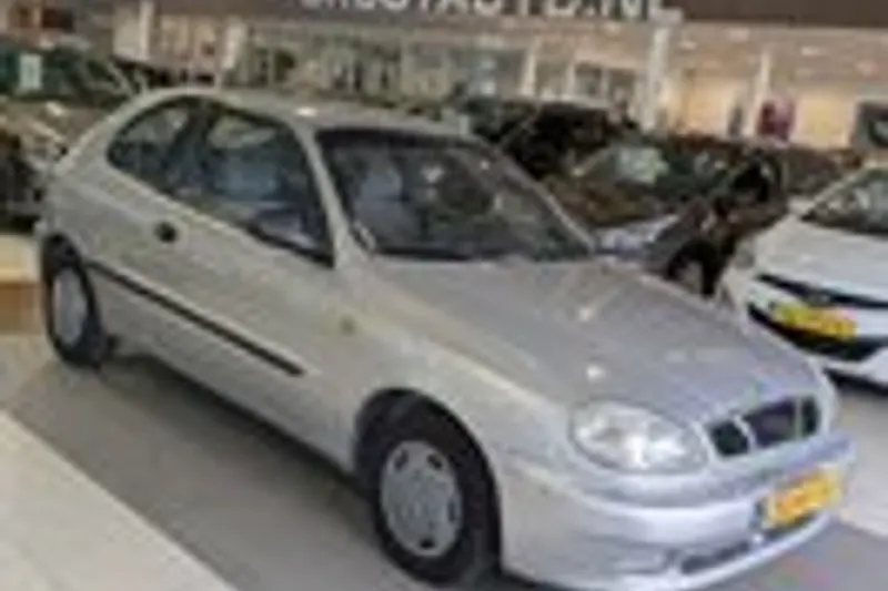 Daewoo Lanos (1999)