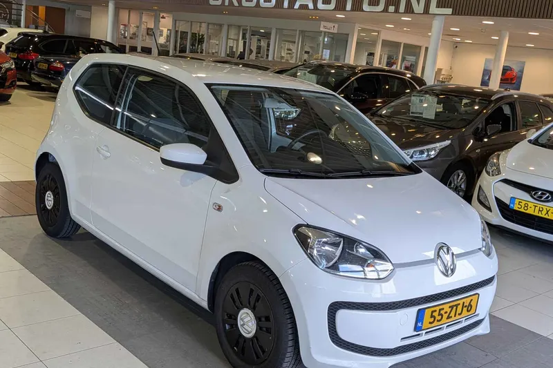Volkswagen Up! (2013)