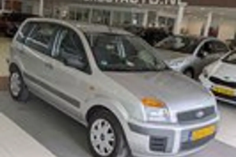 Ford Fusion (2007)