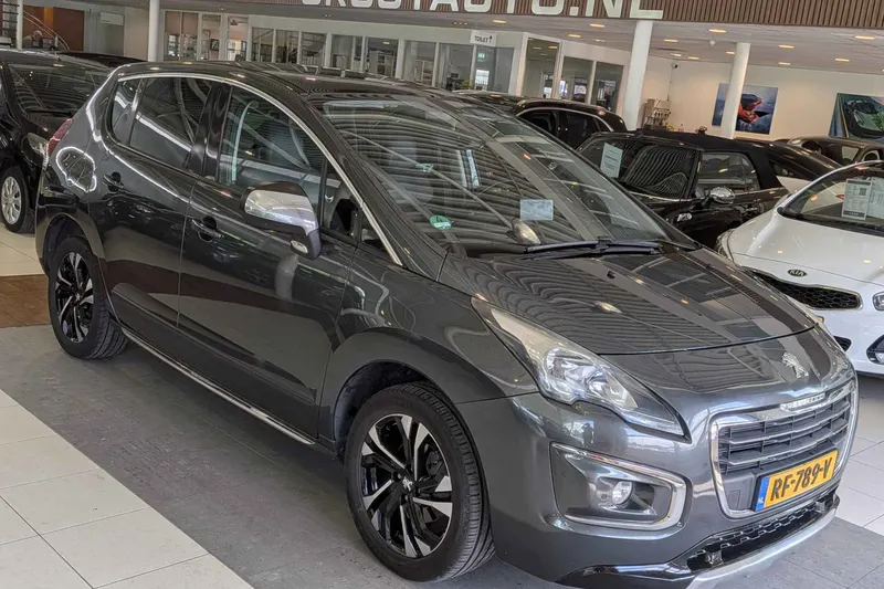 Peugeot 3008 (2015)