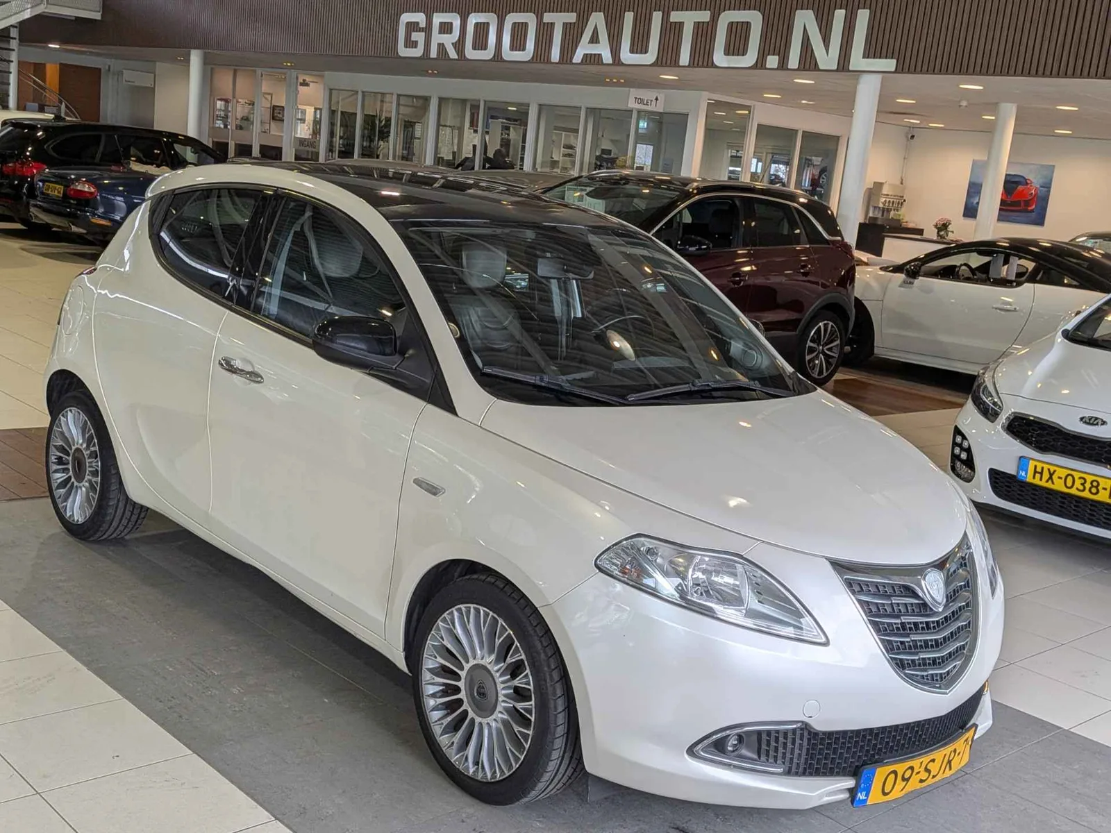 Lancia Ypsilon (2011) — foto 1