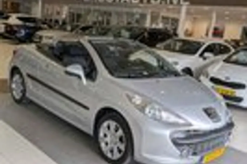 Peugeot 207 (2007)