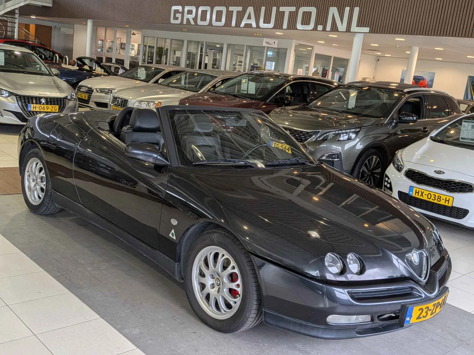 Alfa Romeo Spider (1998) — foto 1