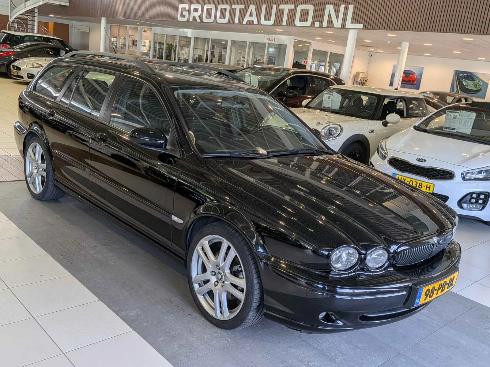 Jaguar X-Type (2004) — foto 1