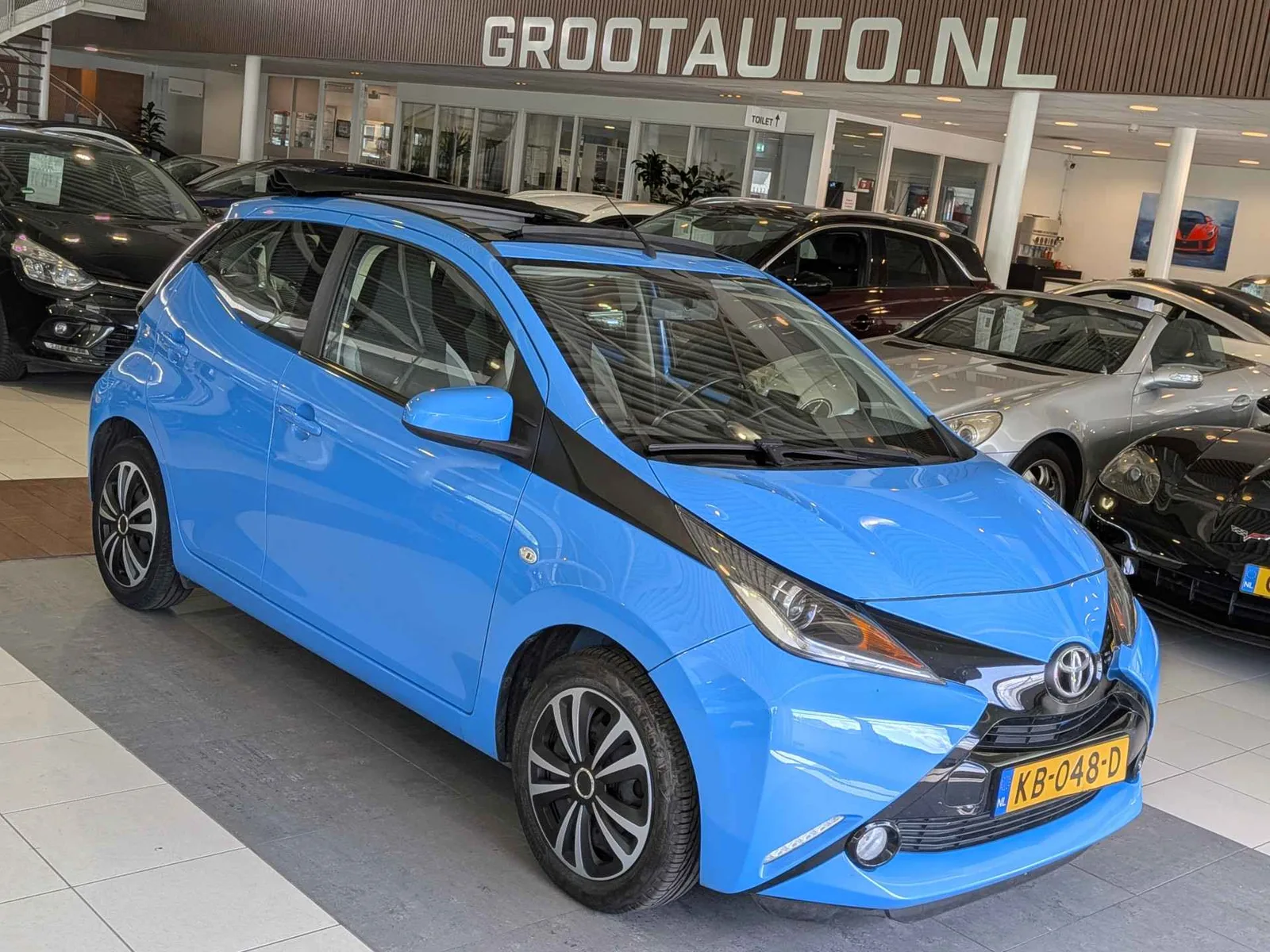 Toyota Aygo (2016) — foto 1