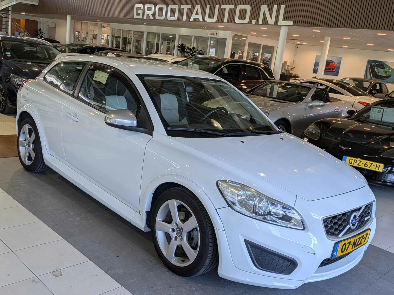 Volvo C30 (2011) — foto 1