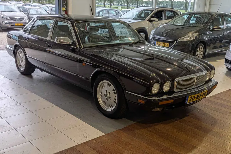 Jaguar Sovereign (1995)