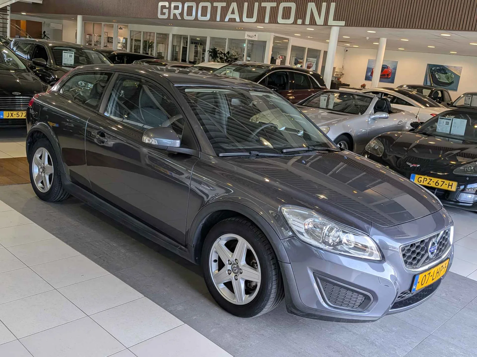 Volvo C30 (2010) — foto 1