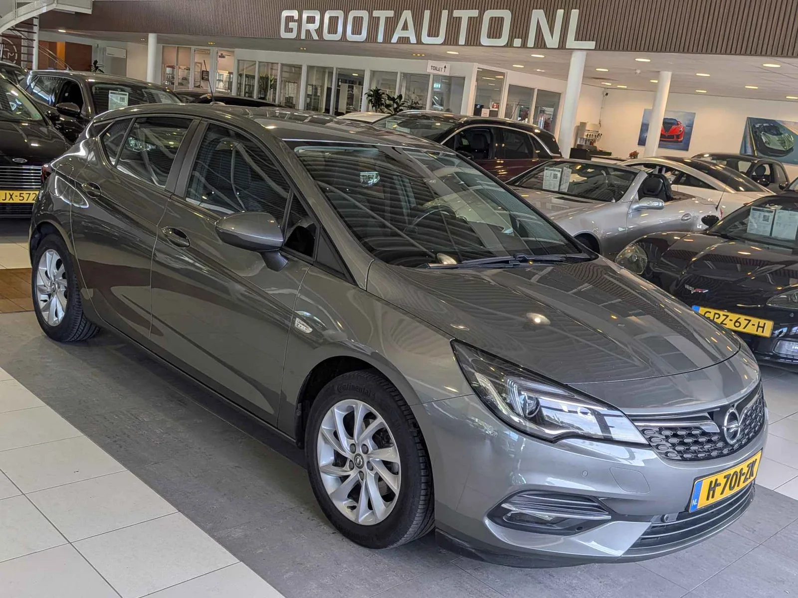 Opel Astra (2020) — foto 1