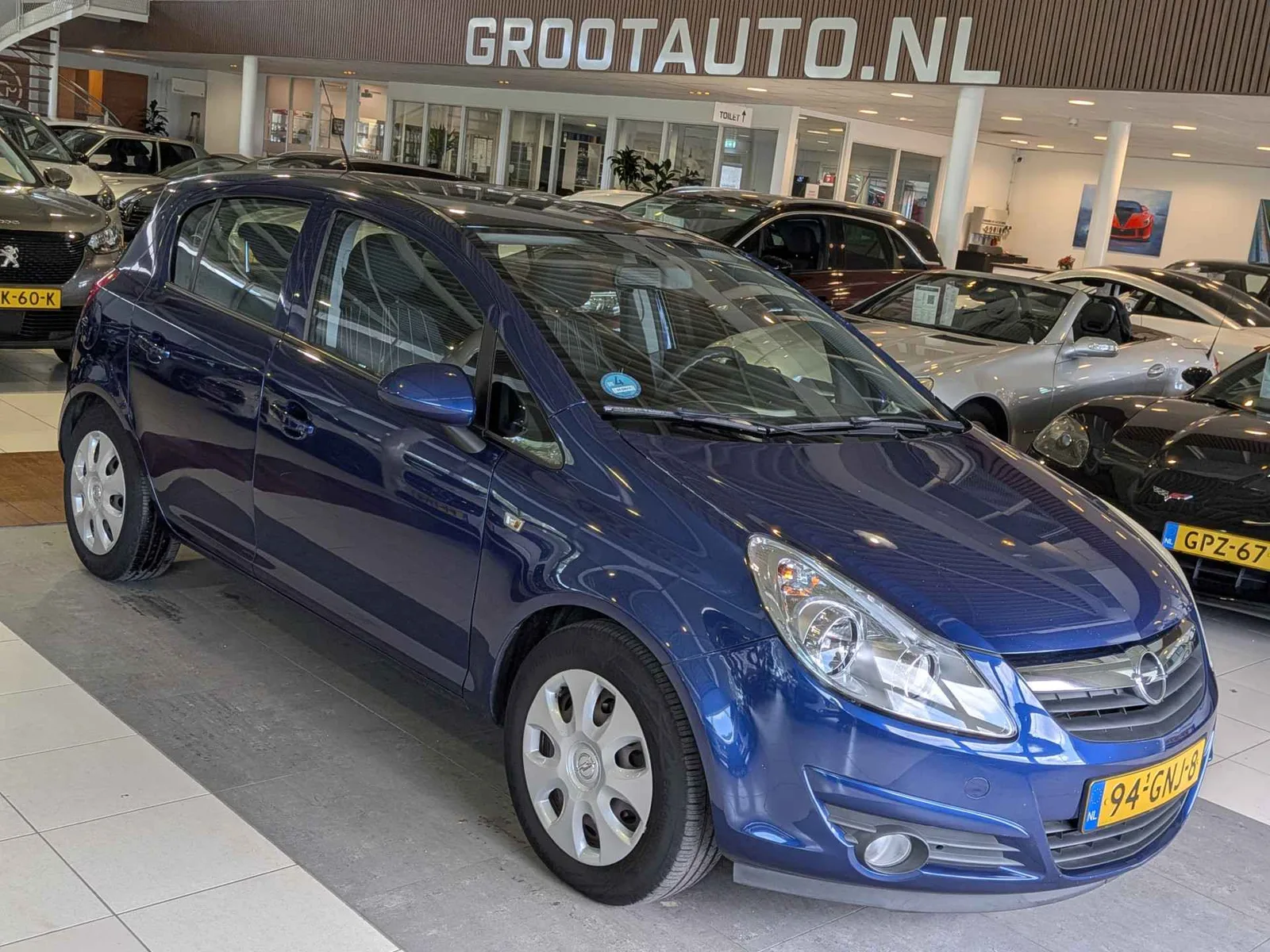 Opel Corsa (2008) — foto 1