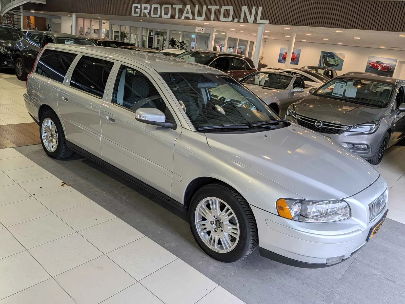 Volvo V70 (2007) — foto 1