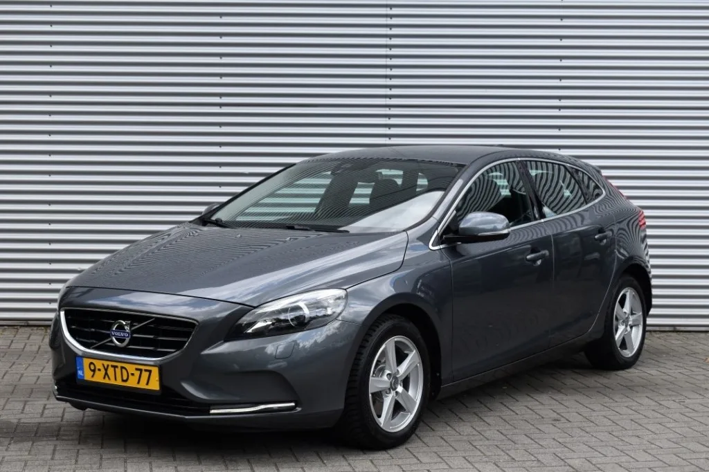 Volvo V40 (2014) — foto 1