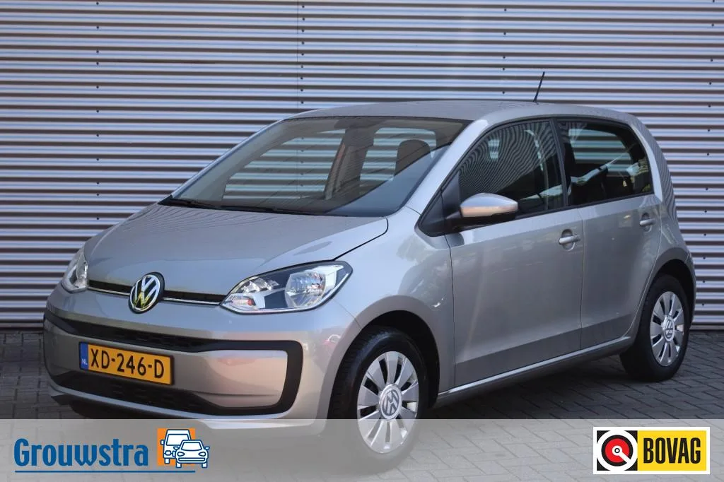 Volkswagen Up (2018) — foto 1