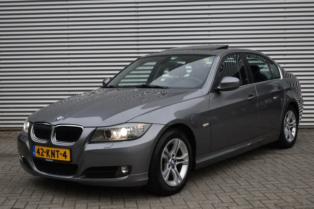 BMW 3-Serie (2010) — foto 1