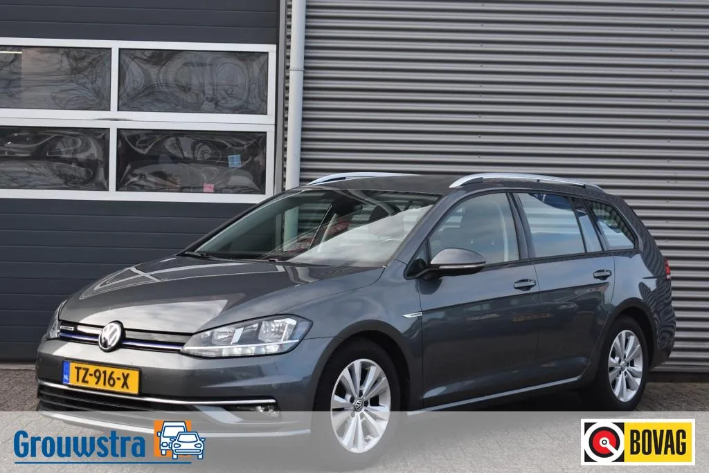 Volkswagen Golf (2018) — foto 1