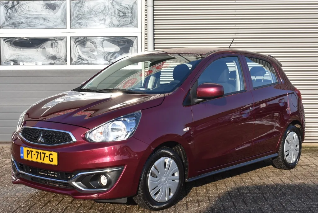 Mitsubishi Space Star (2017) — foto 1