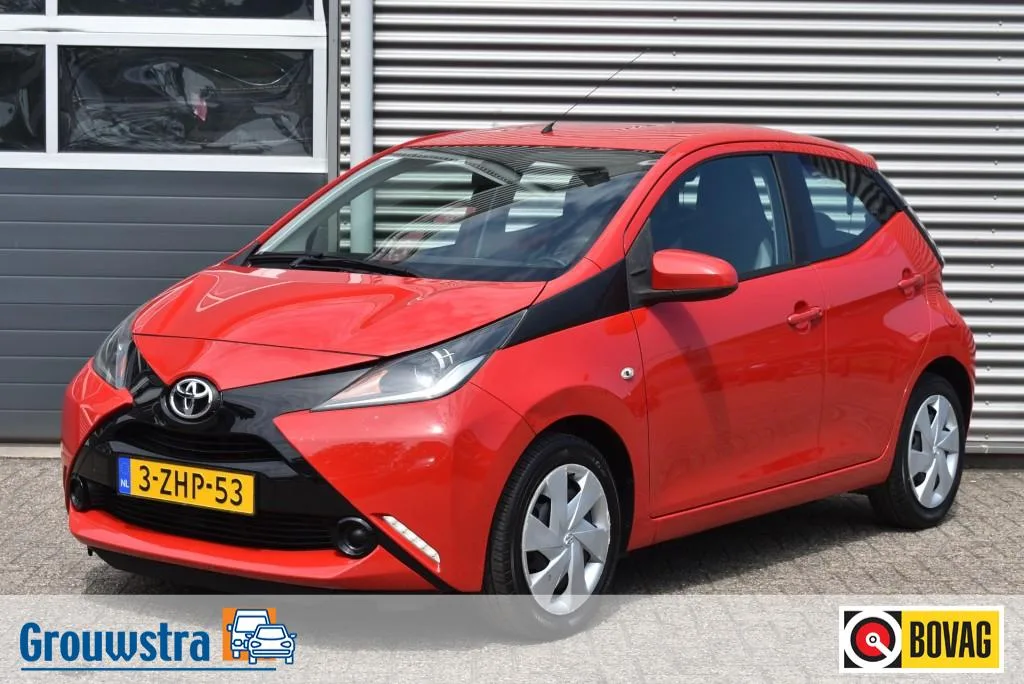 Toyota Aygo (2015) — foto 1