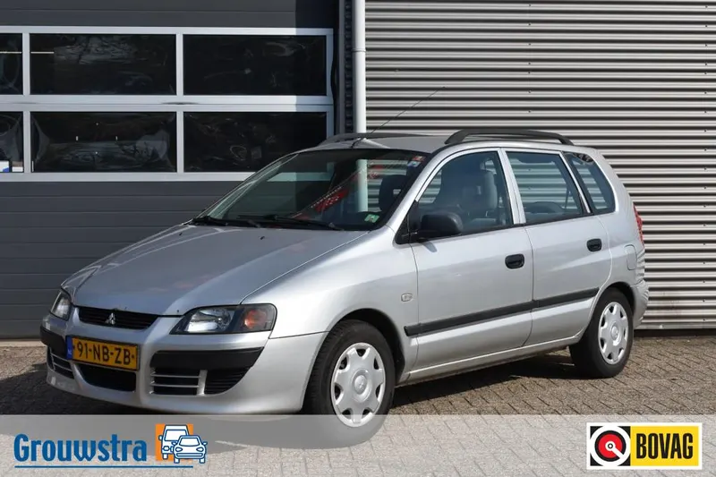 Mitsubishi Space Star (2003)