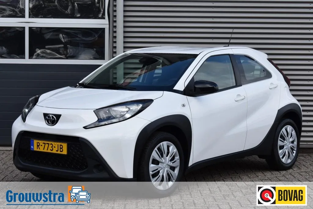 Toyota Aygo X (2022) — foto 1
