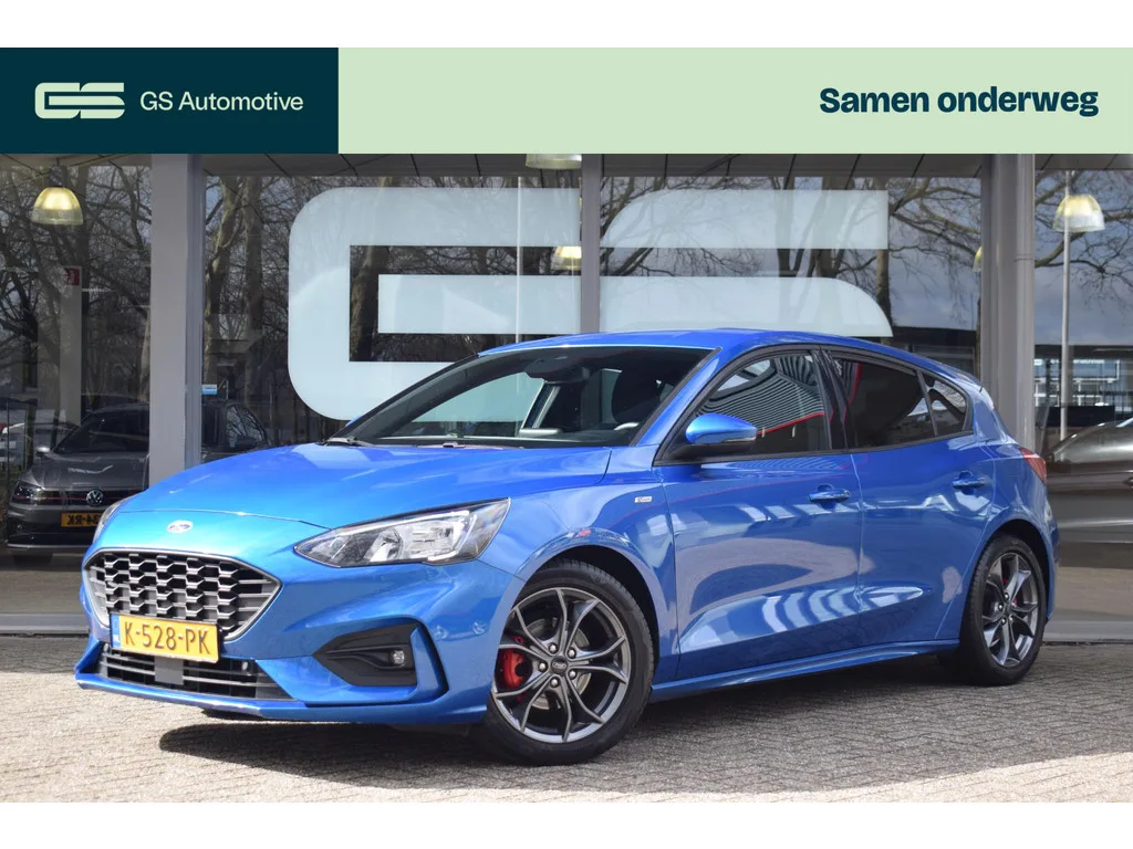 Ford Focus (2021) — foto 1