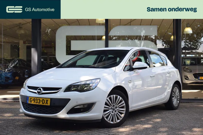 Opel Astra (2014)