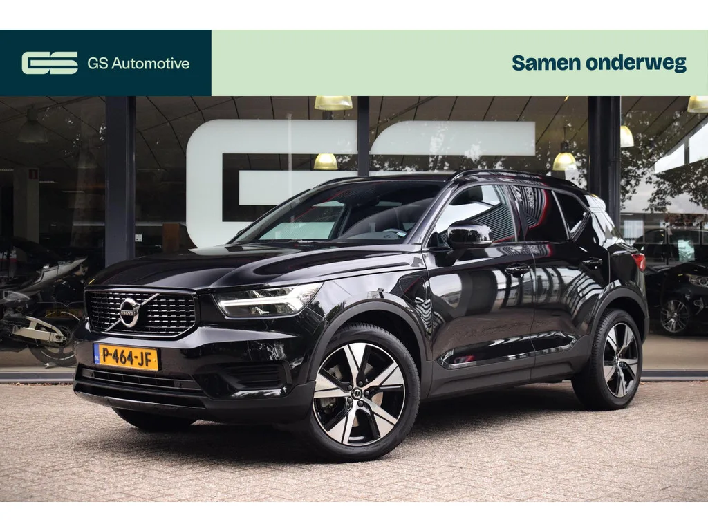 Volvo XC40 (2022) — foto 1
