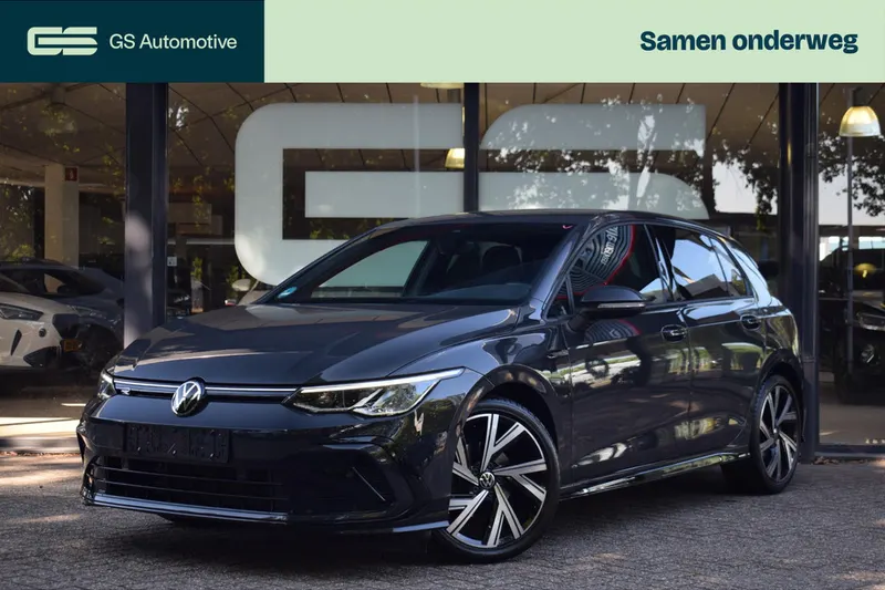 Volkswagen Golf (2024)