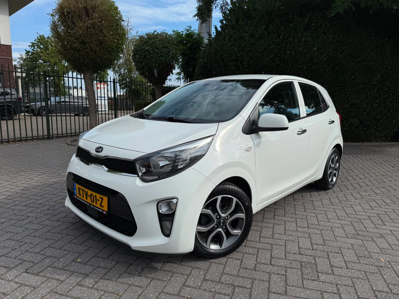 Kia Picanto (2021) — foto 1