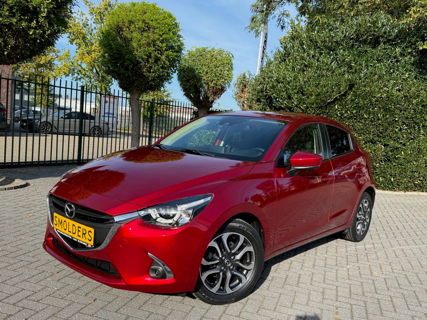 Mazda 2 (2019) — foto 1