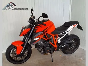 KTM 1290 SuperDuke R (2014) — foto 1