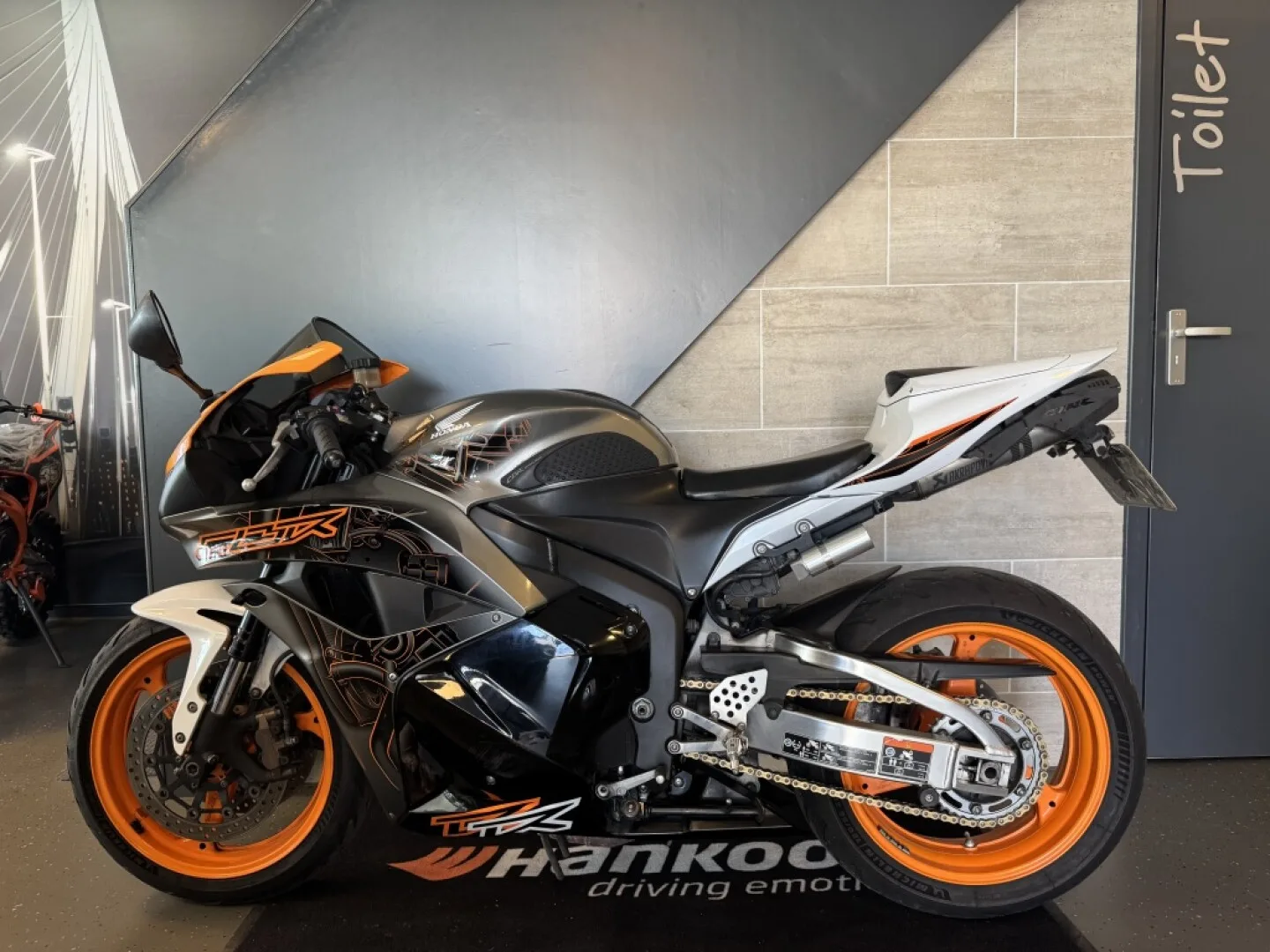 Honda CBR 600 RR (2011) — foto 1