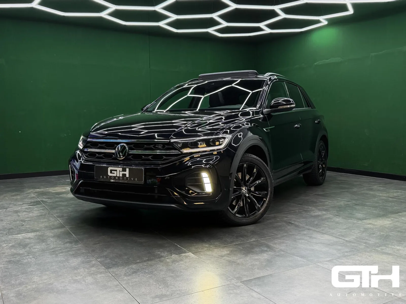 Volkswagen T-Roc (2022) — foto 1