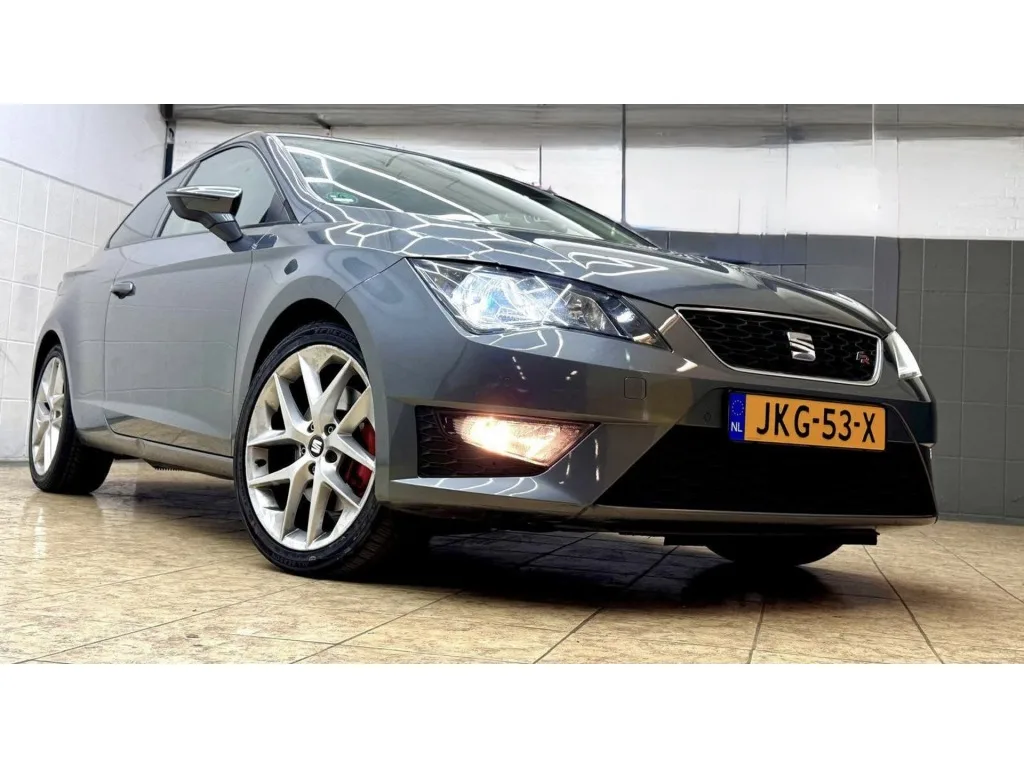 SEAT Leon (2014) — foto 1