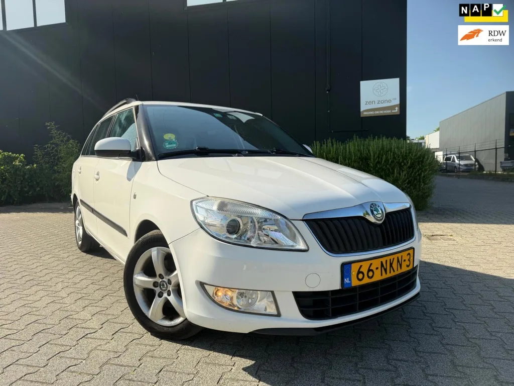 Škoda Fabia (2010) — foto 1