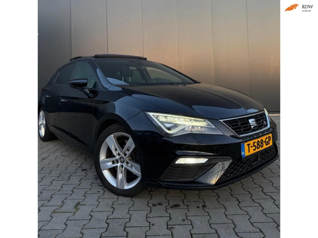 SEAT Leon (2019) — foto 1