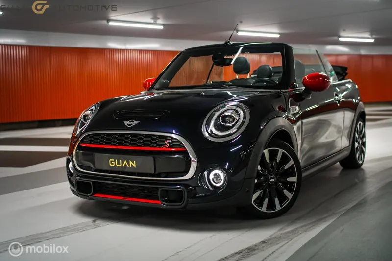 MINI Cabrio (2021)