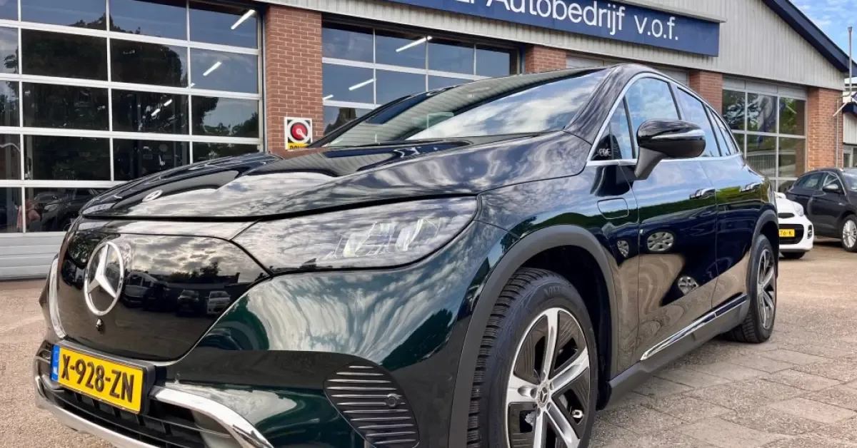 Mercedes-Benz EQE (2024) — foto 1