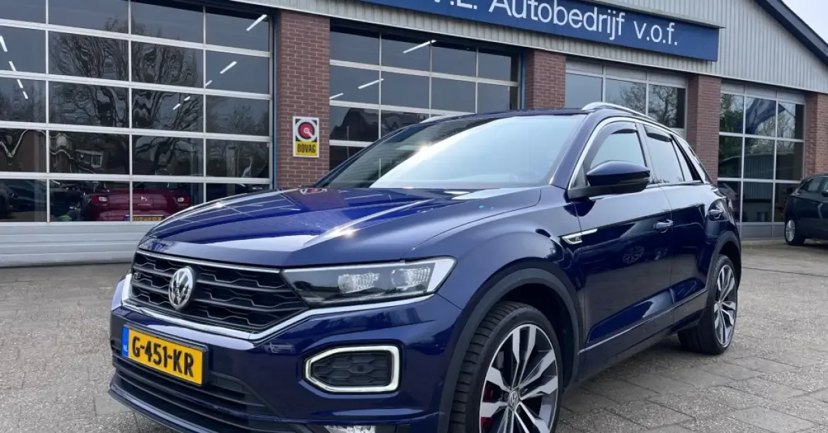 Volkswagen T-Roc (2019) — foto 1