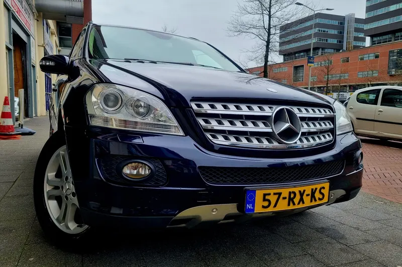 Mercedes-Benz ML-Klasse (2005)