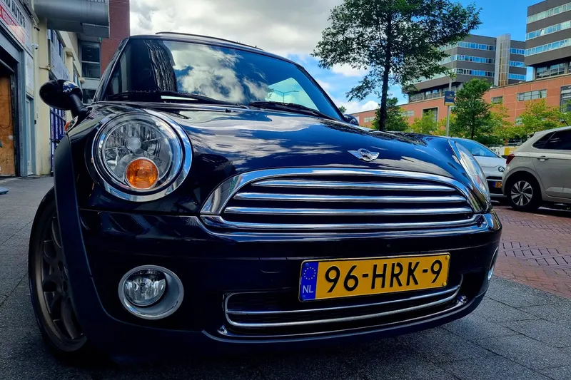 MINI Cooper (2009)