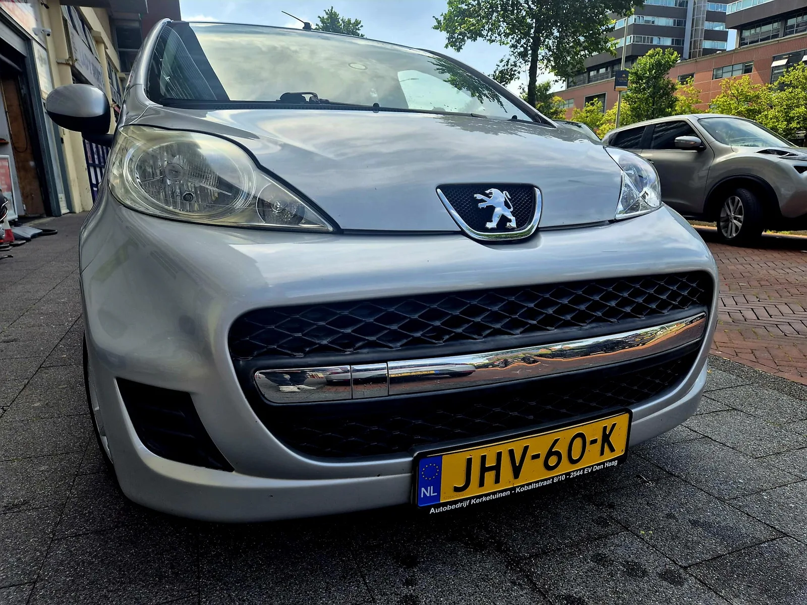 Peugeot 107 (2009) — foto 1