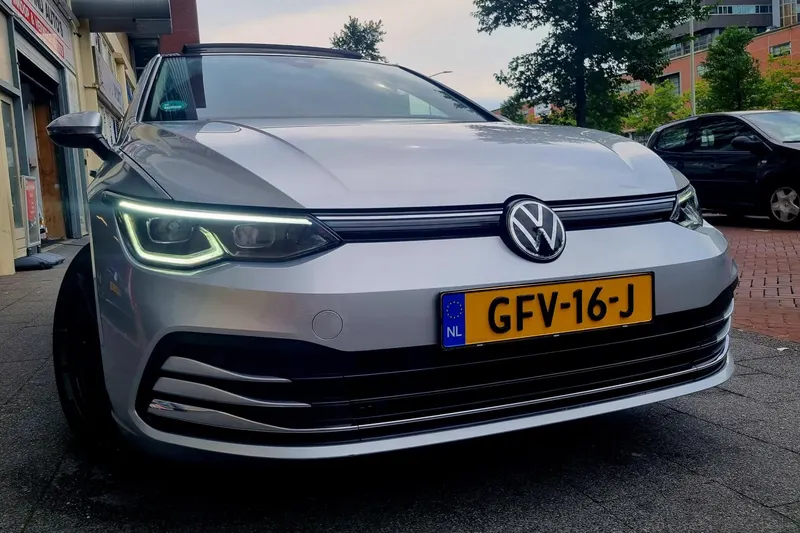 Volkswagen Golf (2021)