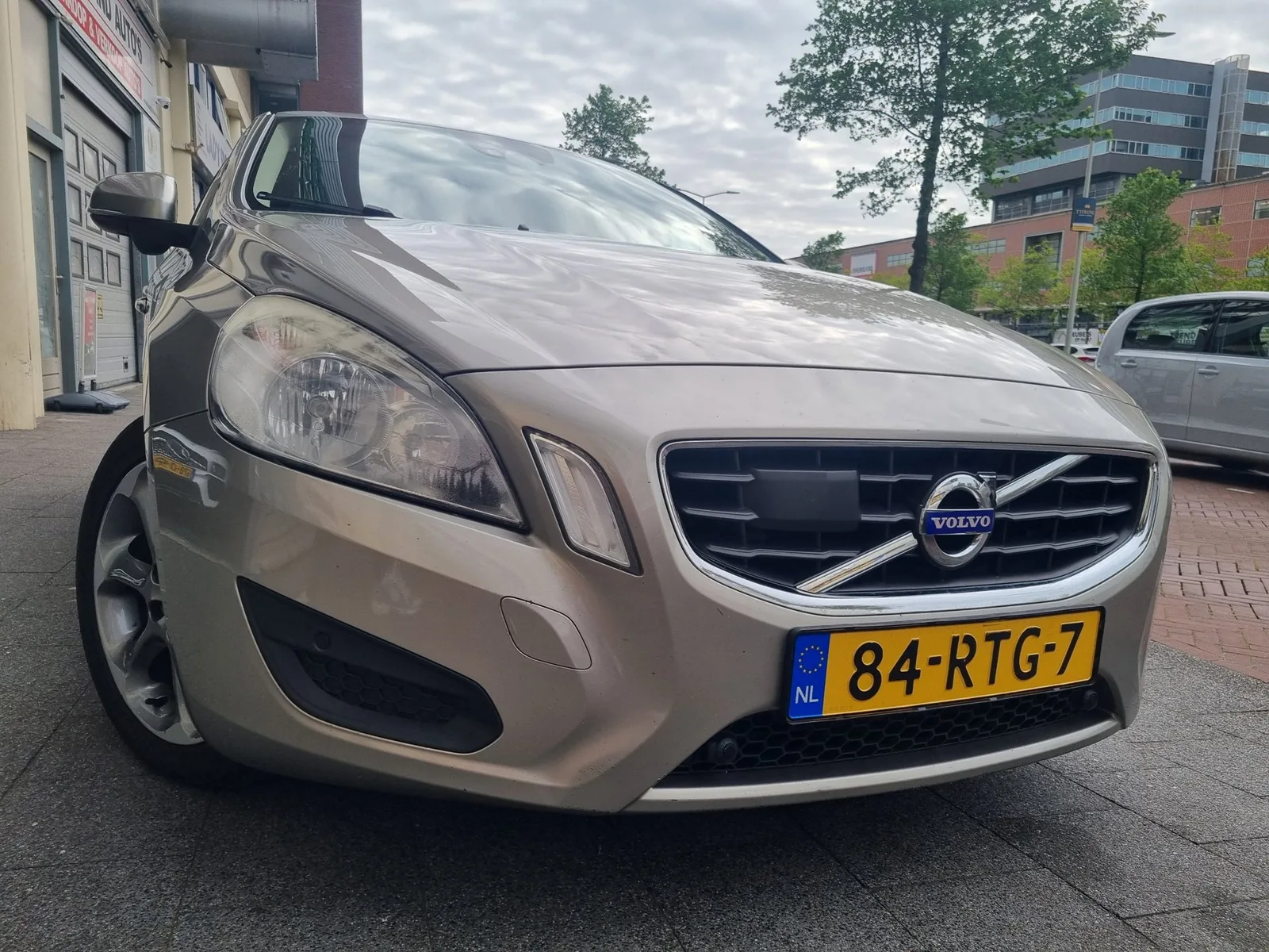Volvo V60 (2011) — foto 1