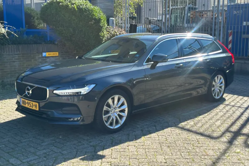 Volvo V90 (2017)