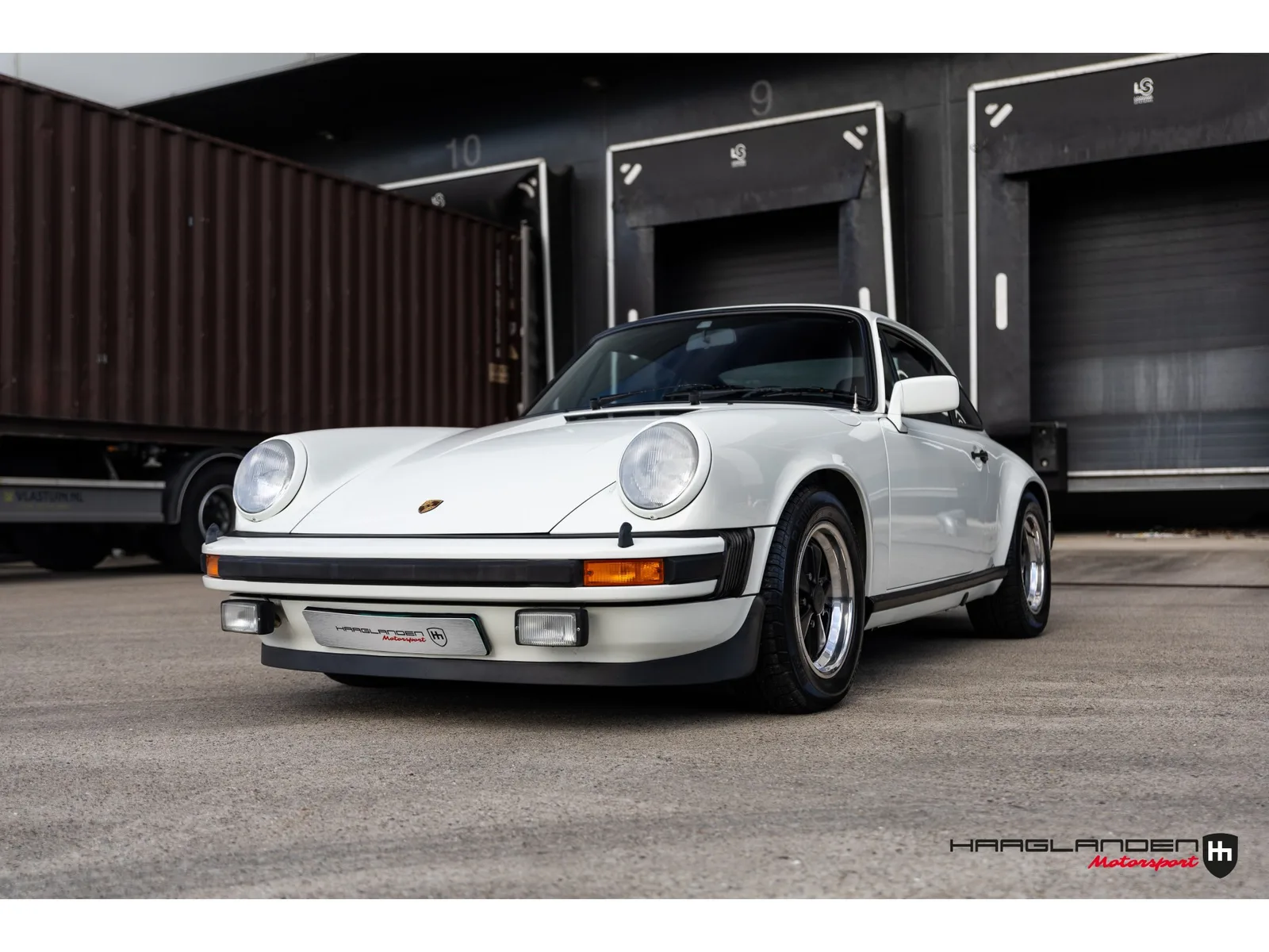 Porsche 911 (1976) — foto 1