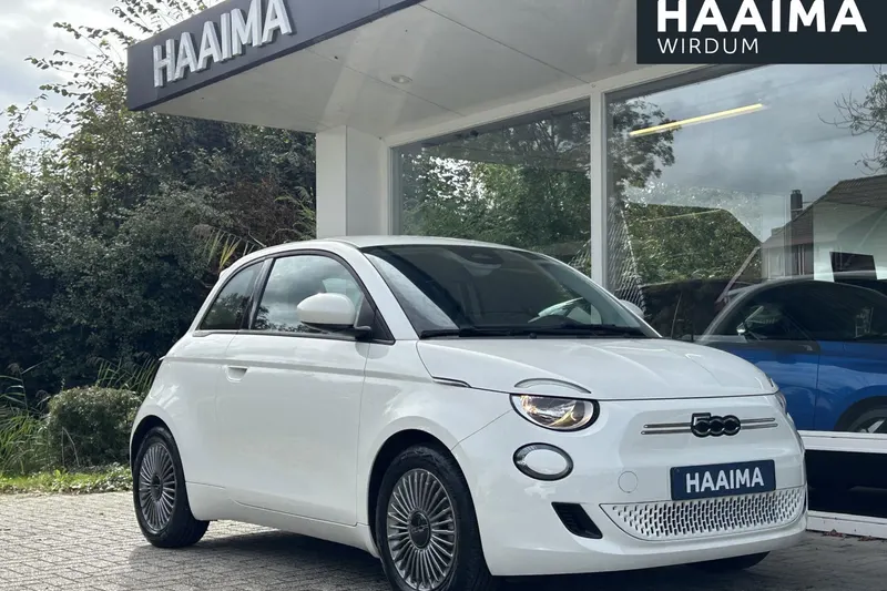 Fiat 500e (2023)