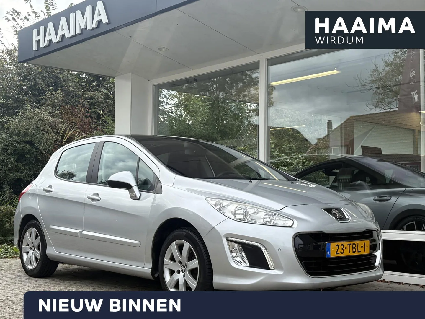 Peugeot 308 (2012) — foto 1